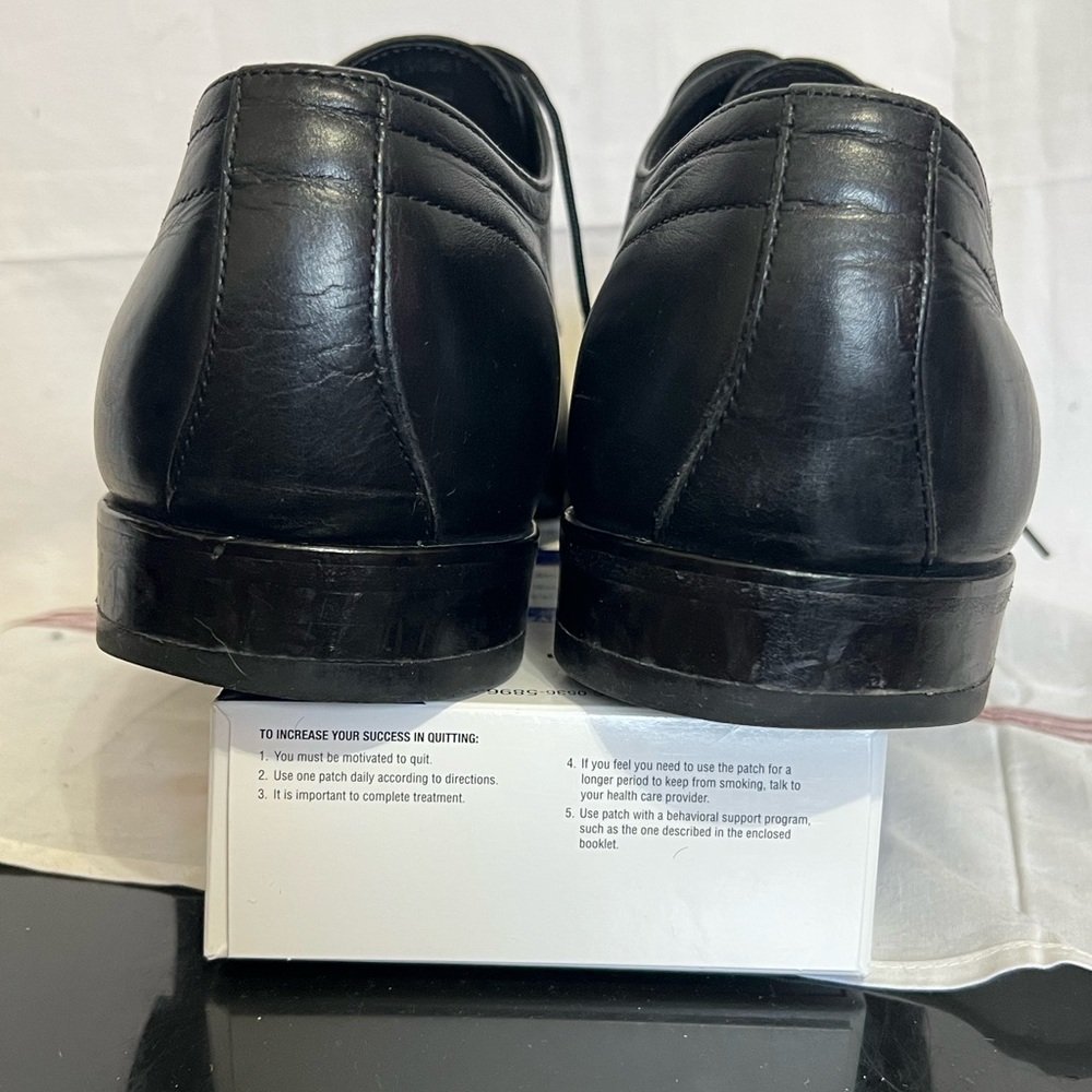 BOSS by HUGO BOSS leather shoes excellent condition all leather  size 11 - Picture 9 of 10
